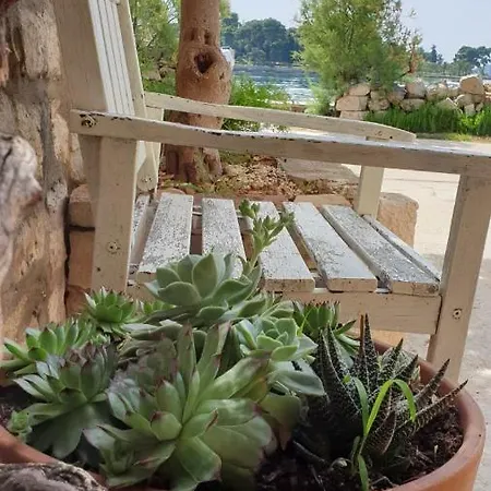 Stonehouse By The Sea Zmorac Preko