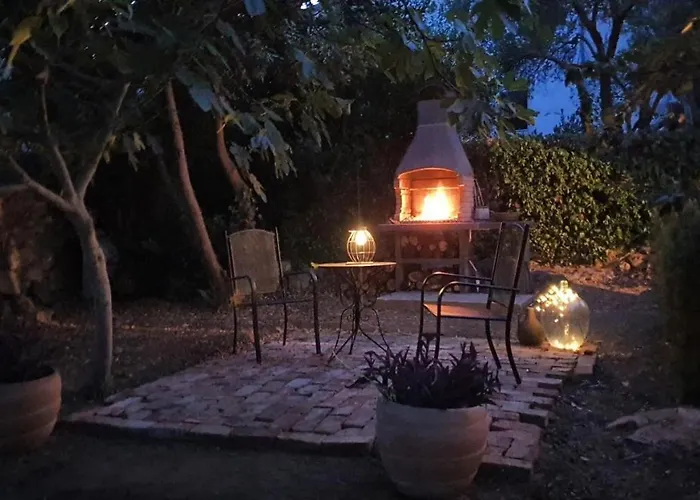 Stonehouse By The Sea Zmorac Vikendica *