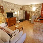 Stonehouse By The Sea Zmorac Preko