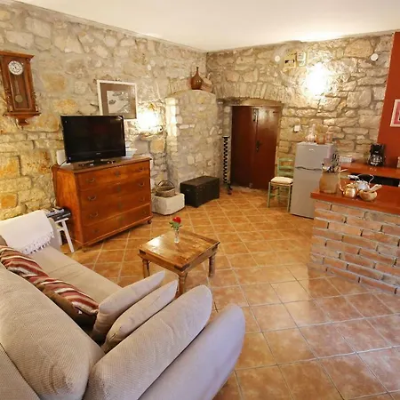 Stonehouse By The Sea Zmorac Preko