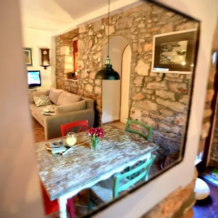 Stonehouse By The Sea Zmorac Casa de Férias