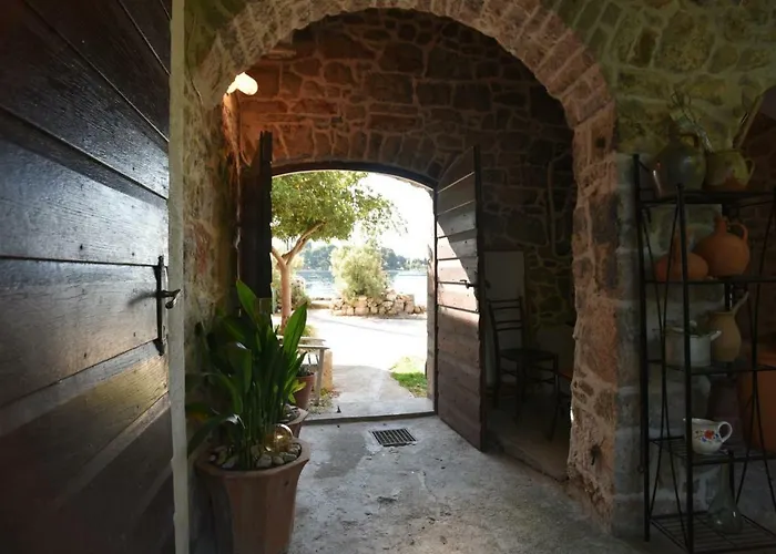 Stonehouse By The Sea Zmorac